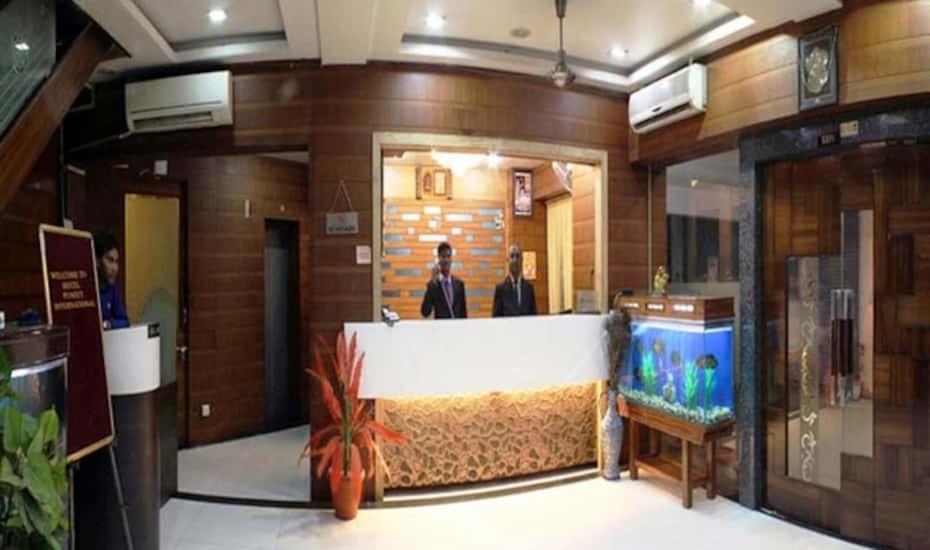 Hotel Puneet International Rāipur Extérieur photo