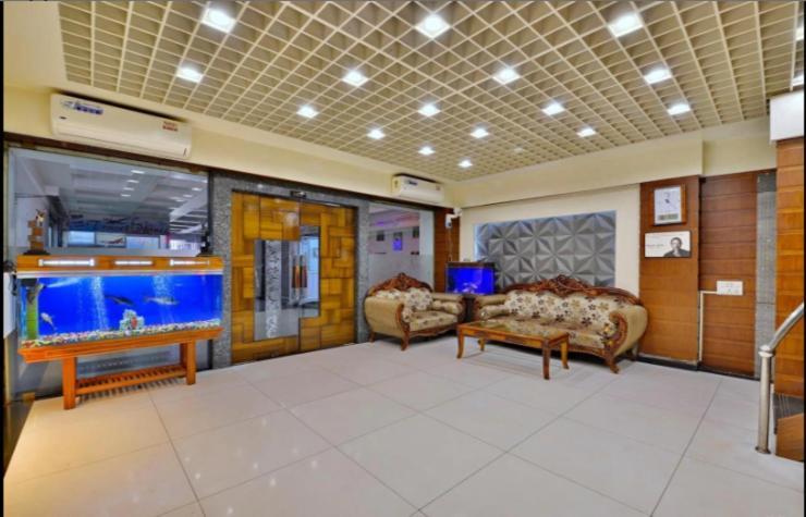 Hotel Puneet International Rāipur Extérieur photo